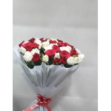 20 Red And White Roses Bunch with White Paper Packing 