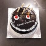 1/2 kg. Chocolate cake